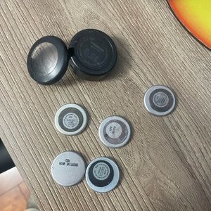 discontinue mac eyeshadow